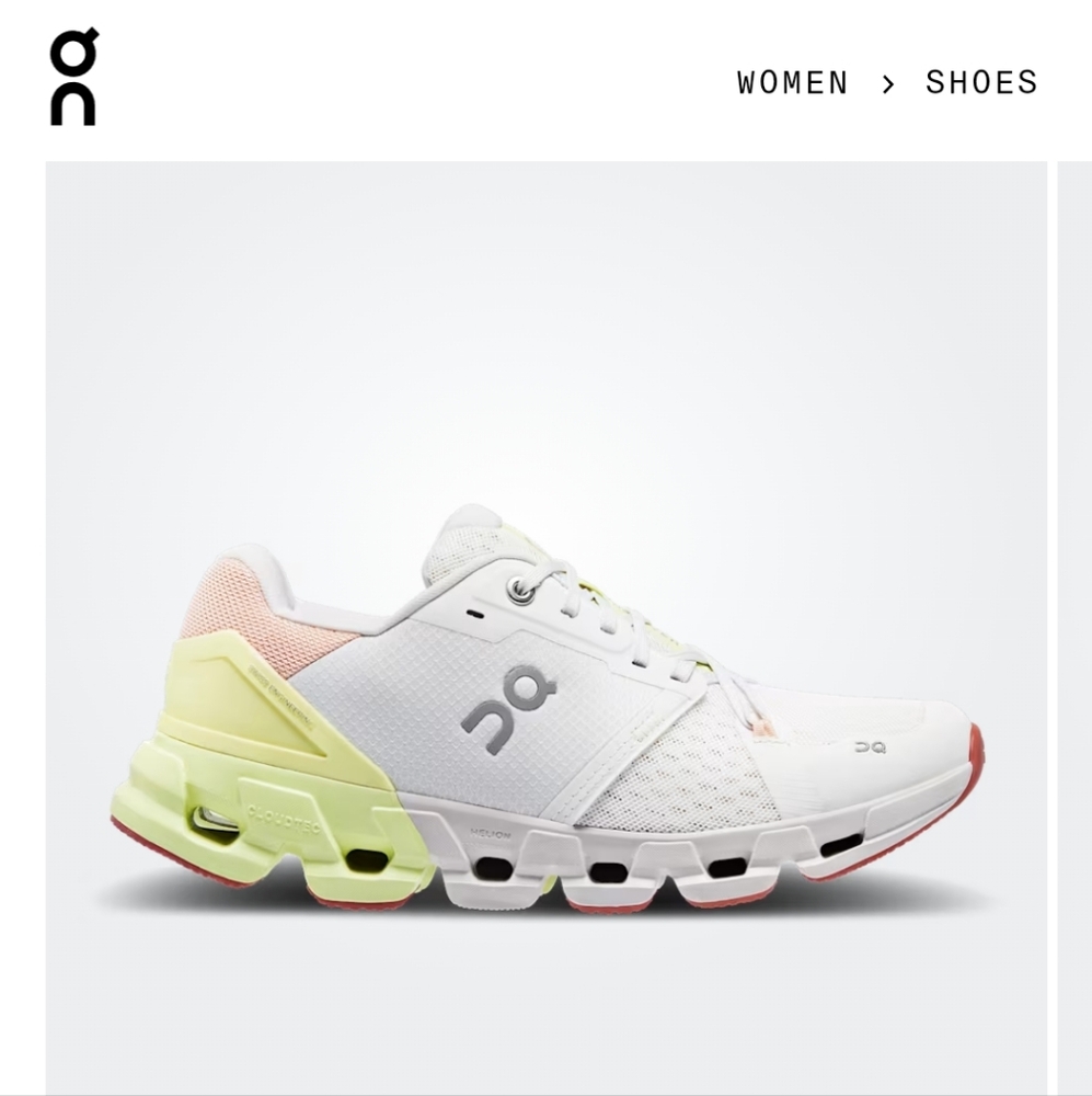 On Cloudflyer 4 in White/Hay - Size 9W